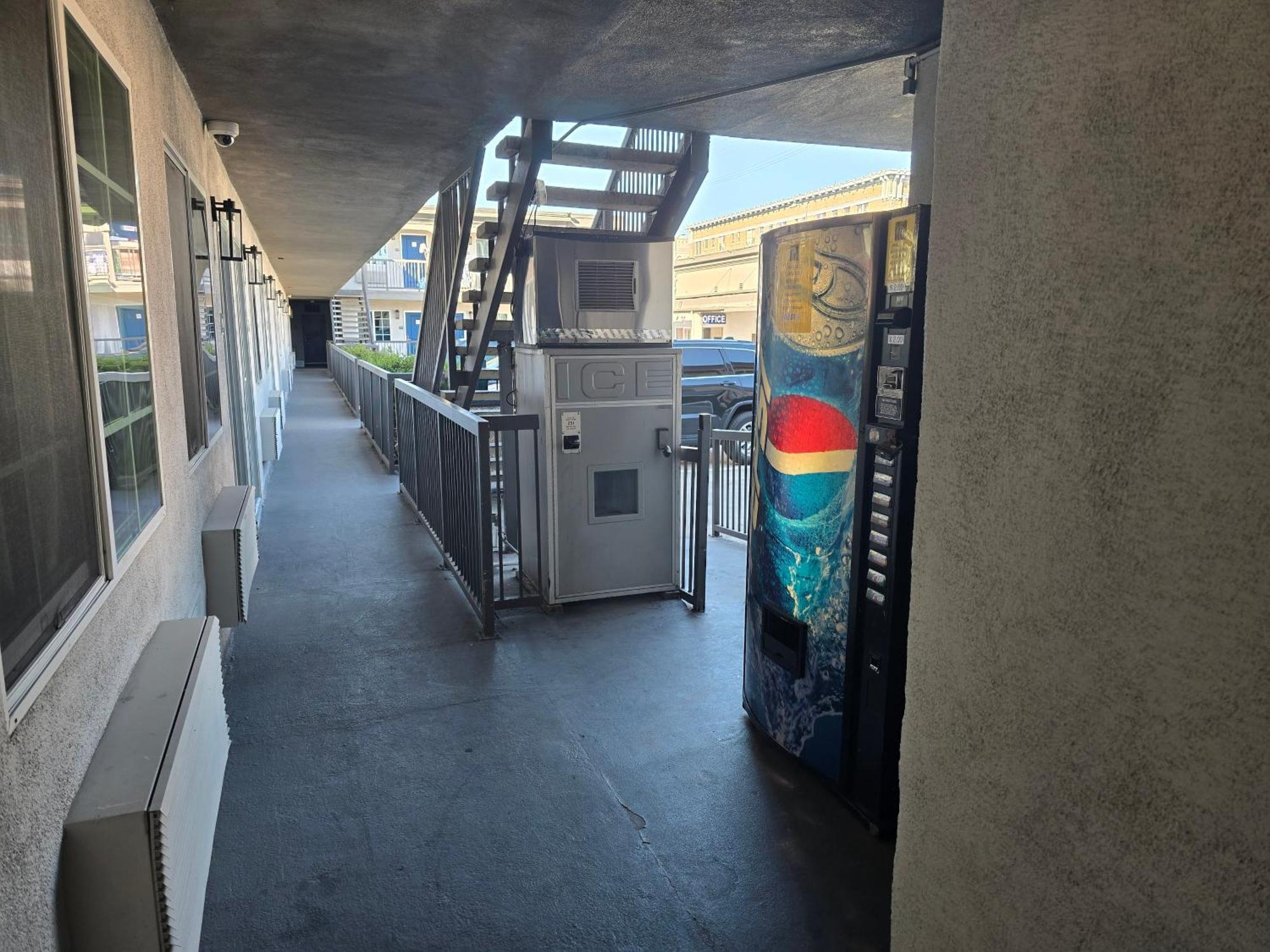 6 Angeles, Ca - Downtown Motel 2*